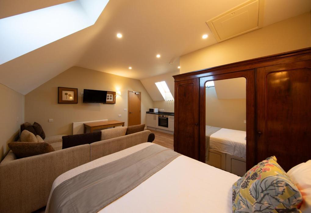 The Pheasant Public House & Hotel Gestingthorpe Bagian luar foto